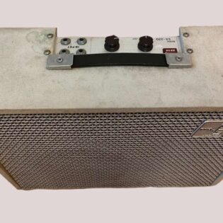 Guyatone GA-320 Japanese Guitar Amp Gibson GA-8 Copy 1960